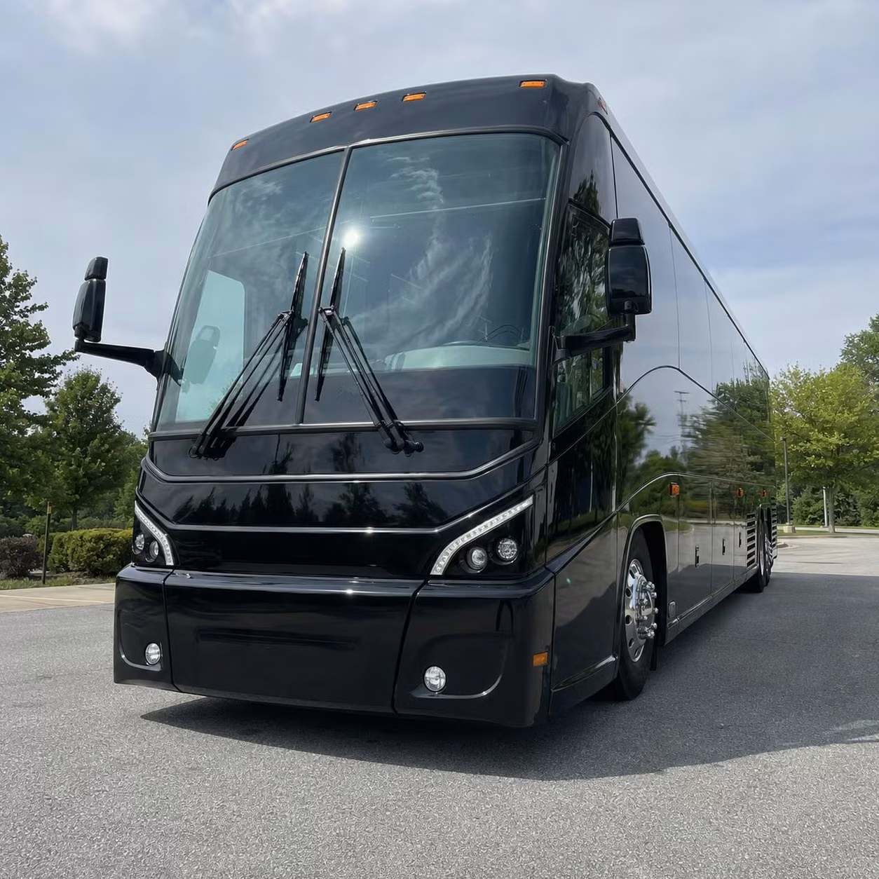 airport transfer shuttles for corporate teams in carson