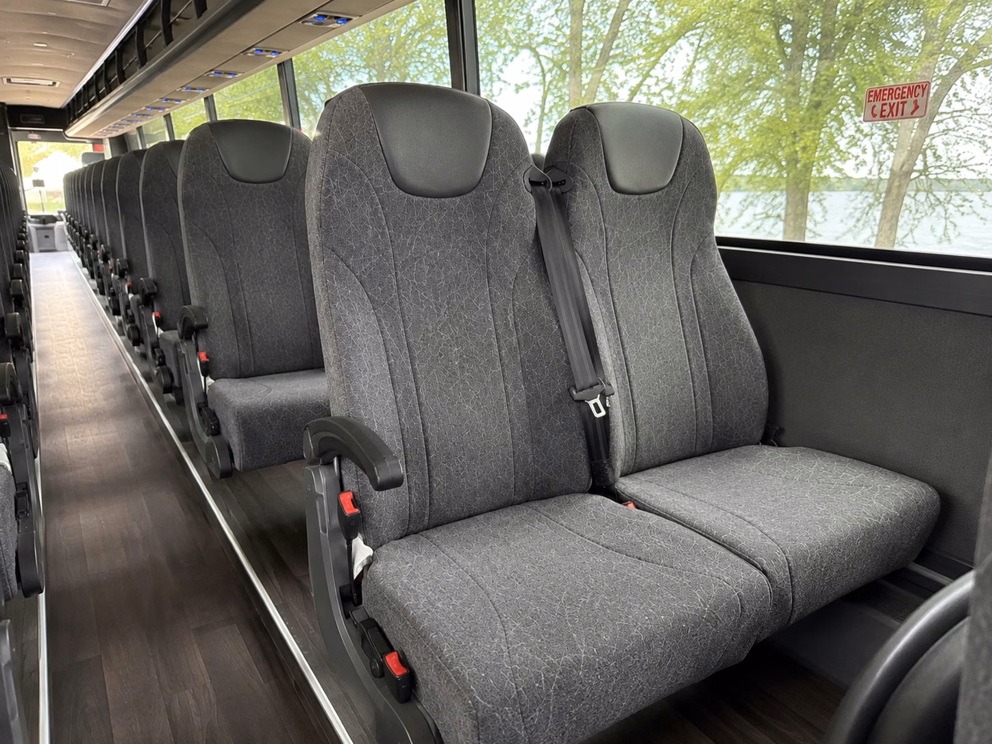 shuttle guests between carson hotels and your wedding venue without a hitch